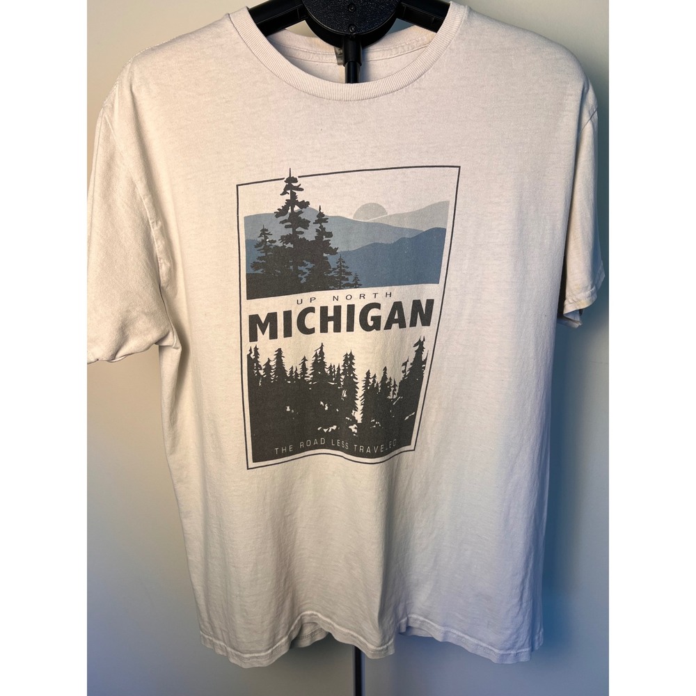 Gildan T-Shirt Unisex Large White Good Up North Michigan Graphic Nature Tee